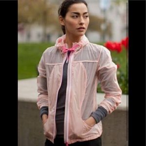 Lululemon Transparent-See Jacket
Parfait Pink / Pinkelicious